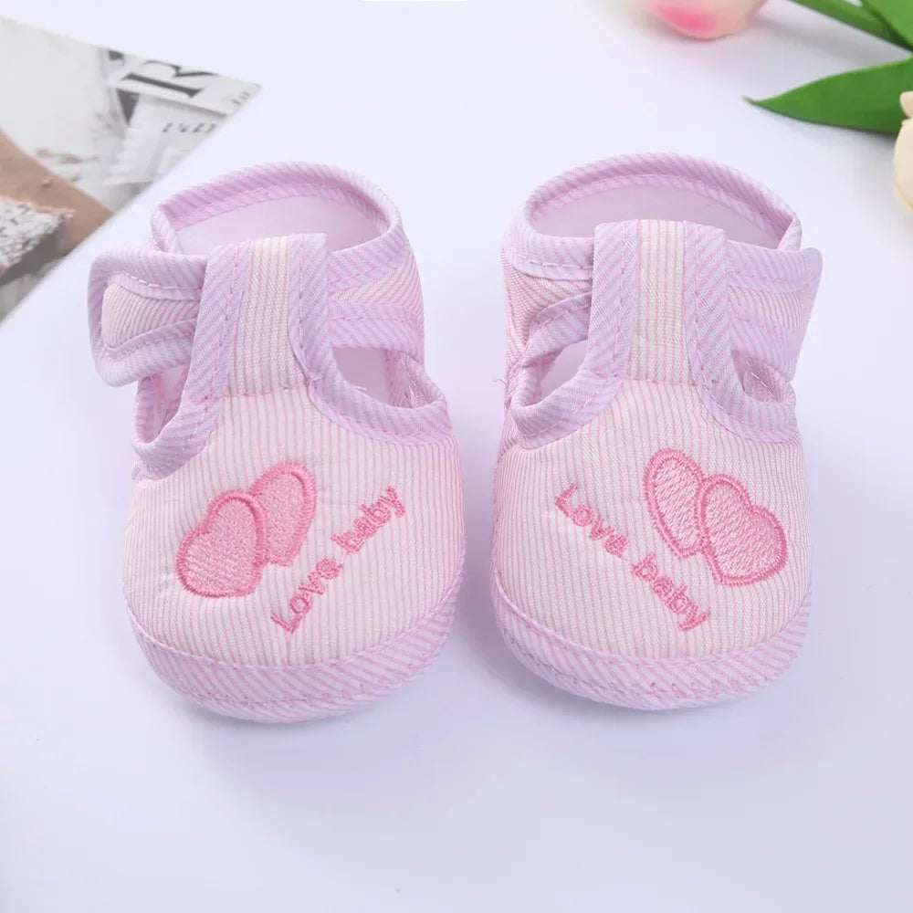 Double Heart Spring and Autumn Shoes for Men and Women 0-1 Years Old Soft Soled Toddler Shoes 3-6-9 Months Baby Walking Shoes