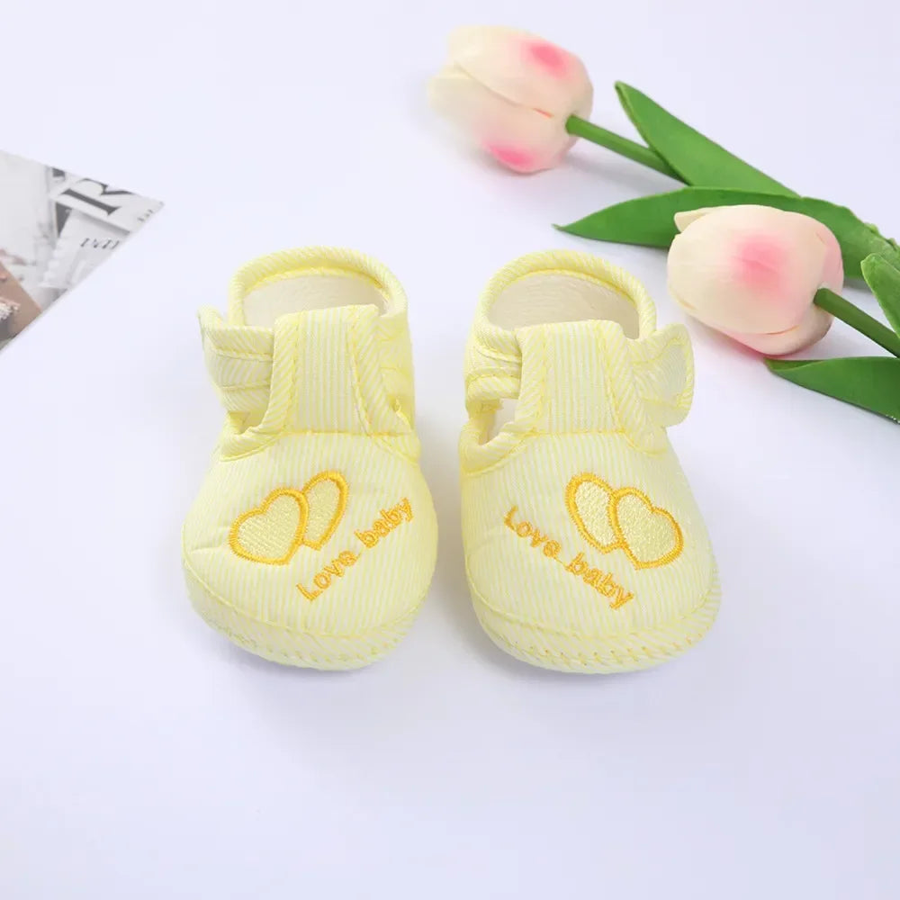 Double Heart Spring and Autumn Shoes for Men and Women 0-1 Years Old Soft Soled Toddler Shoes 3-6-9 Months Baby Walking Shoes