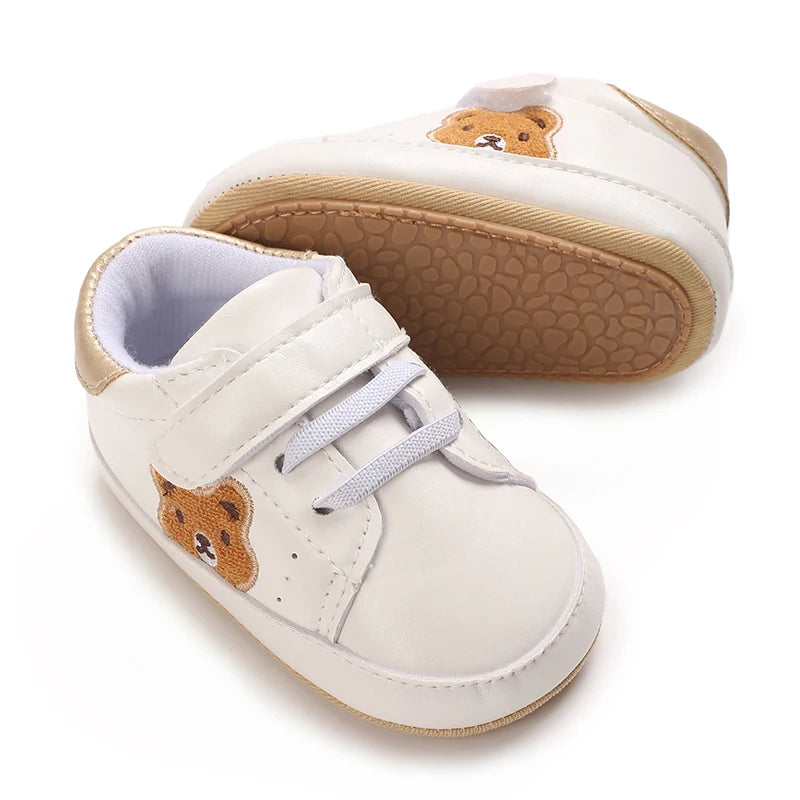 Boys and Girls Panda Sports Shoes in Spring and Autumn Seasons Children's Fashion Sports Tablet Baby Shoes from 0 to 18 Months