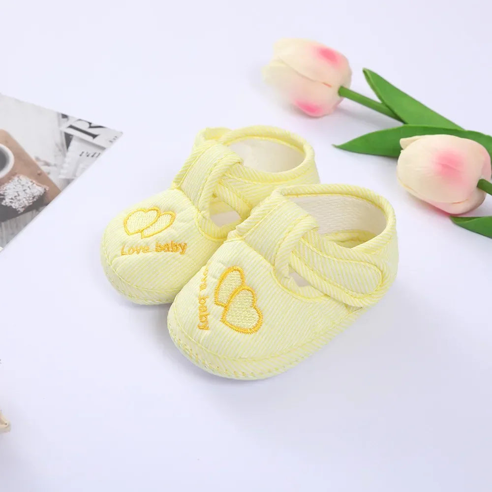 Double Heart Spring and Autumn Shoes for Men and Women 0-1 Years Old Soft Soled Toddler Shoes 3-6-9 Months Baby Walking Shoes