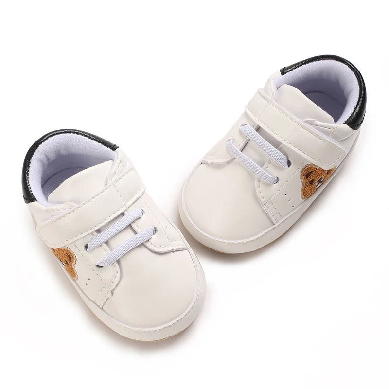 Boys and Girls Panda Sports Shoes in Spring and Autumn Seasons Children's Fashion Sports Tablet Baby Shoes from 0 to 18 Months