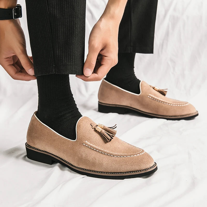 New Luxury Tassel Leather Men Shoes Slip On Loafers Round Toe Patchwork Suede Dress Shoes Man Daily Wedding Party Shoes for Man