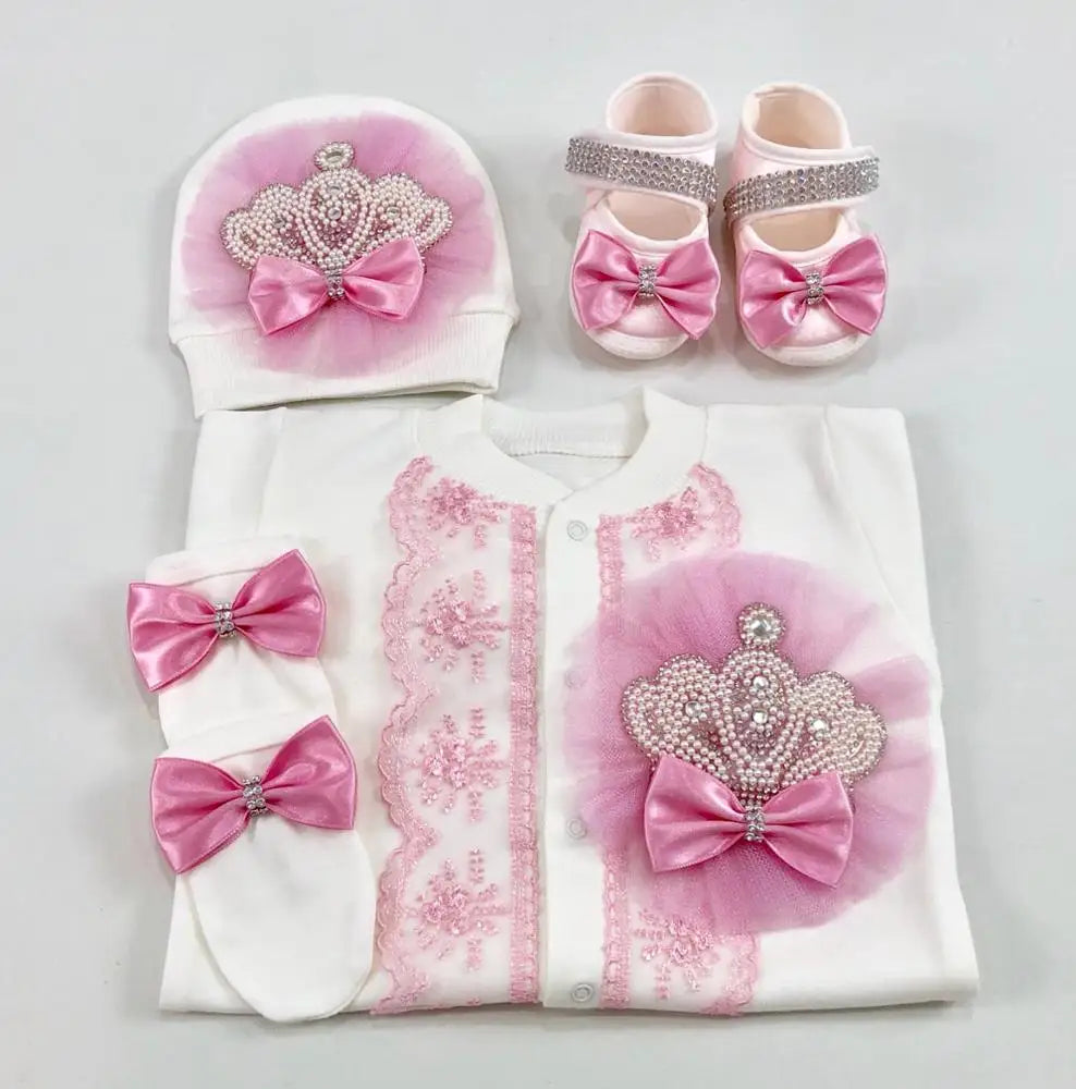 Dollbling Royal Bling Jewelry Crown Gift Clothing Sets Welcome Home Baby Rompers Mittens Bonnet Pajamas Outfit 4pcs Layette