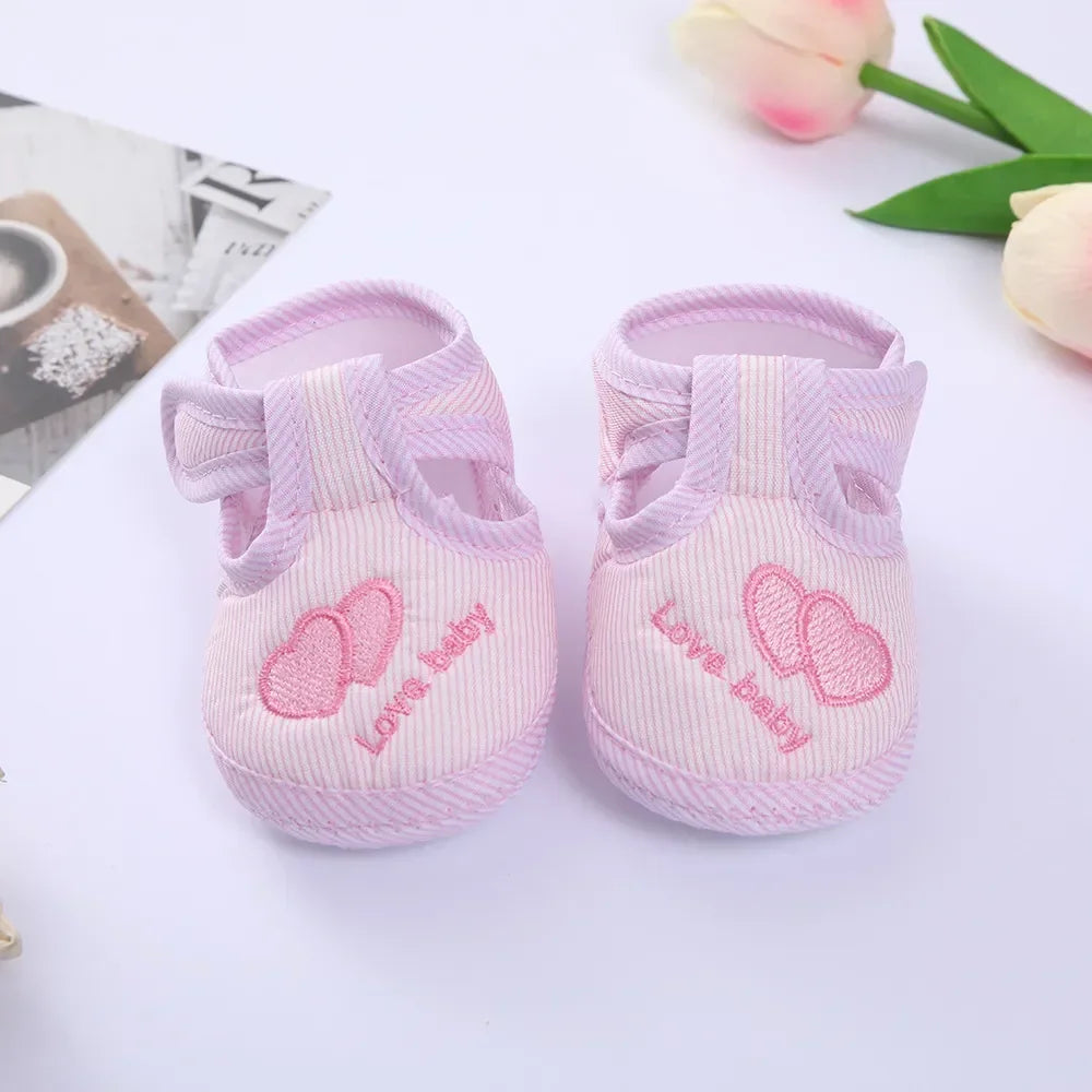 Double Heart Spring and Autumn Shoes for Men and Women 0-1 Years Old Soft Soled Toddler Shoes 3-6-9 Months Baby Walking Shoes