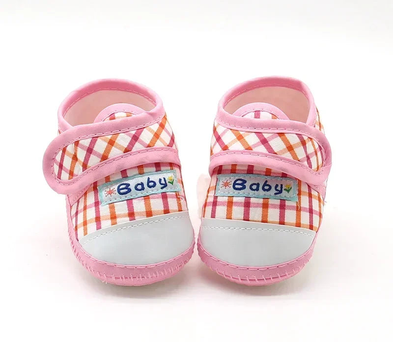 Double Heart Spring and Autumn Shoes for Men and Women 0-1 Years Old Soft Soled Toddler Shoes 3-6-9 Months Baby Walking Shoes