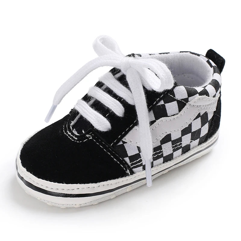 Newborn Baby Shoes Boys' and Girls' Infant Sports Shoes First Walker Classic Fashion Soft Sole Non slip Baby Walking Shoes